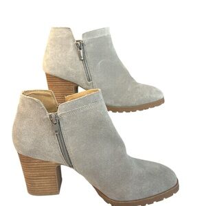 Lucky Brand Light Gray Noryn Suede Ankle Booties